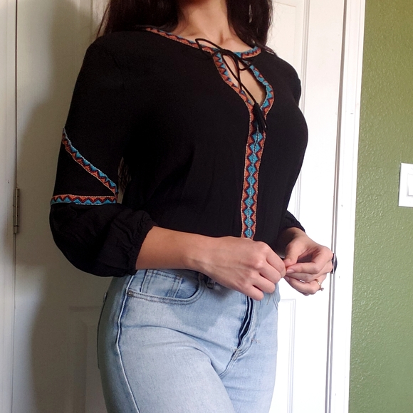 ❌SOLD❌F21 Boho Top - Picture 2 of 4